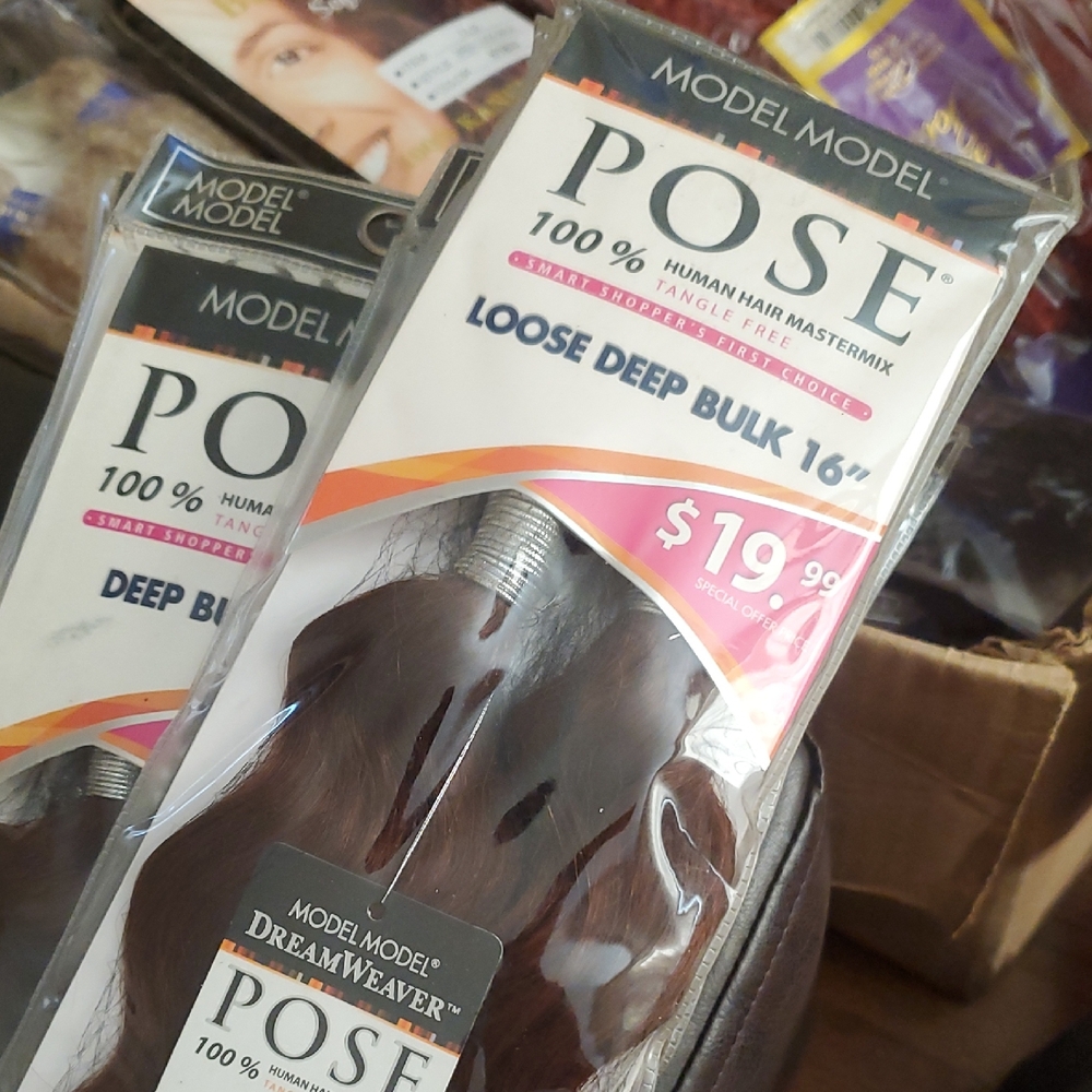 Pose Loose Deep Bulk 16" Hair Extensions - Brown